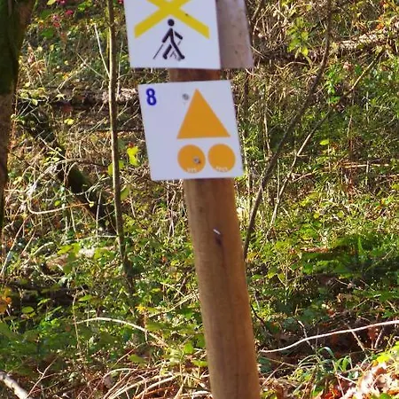 La Petite Fontaine * Ecuras